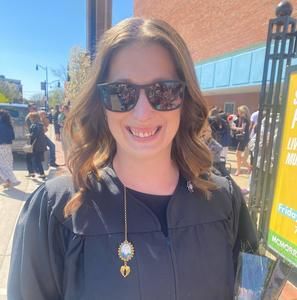 Meet your Posher, Sara